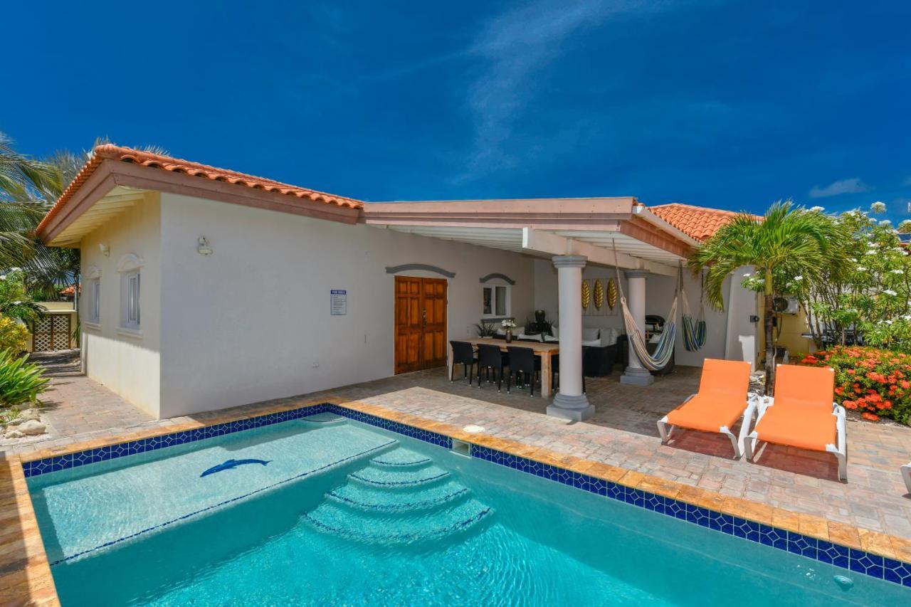 פאלם ביץ' Villa Swiss Paradise With Private Pool מראה חיצוני תמונה
